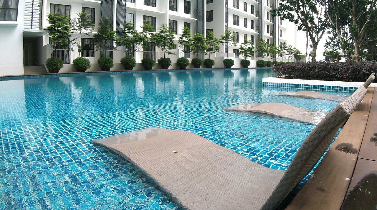Solstice Service Apartment Cyberjaya Wifi Netflix Klia Экстерьер фото