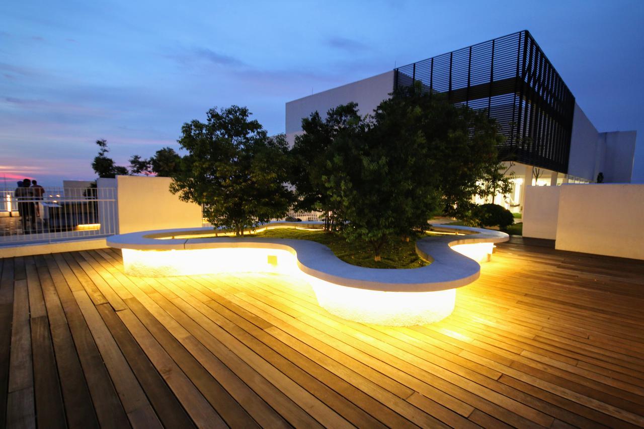 Solstice Service Apartment Cyberjaya Wifi Netflix Klia Экстерьер фото